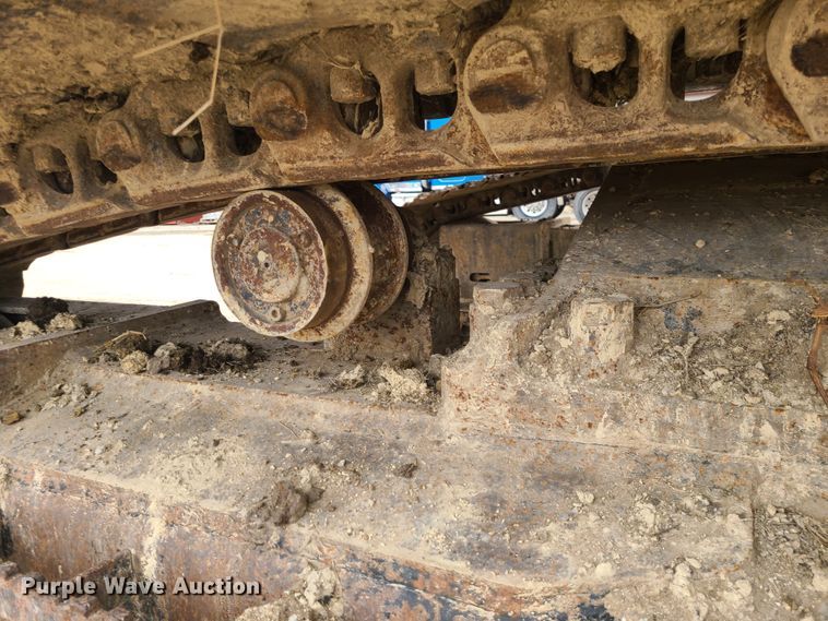 image for item IF9390 2004 John Deere 450C LC  excavator