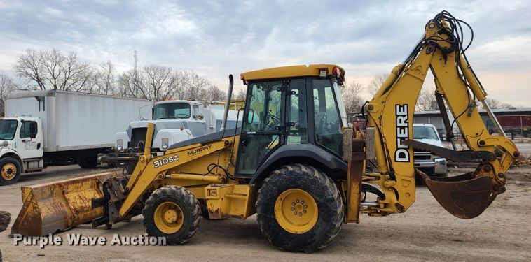 image for item IF9395 2006 John Deere 310SG  backhoe