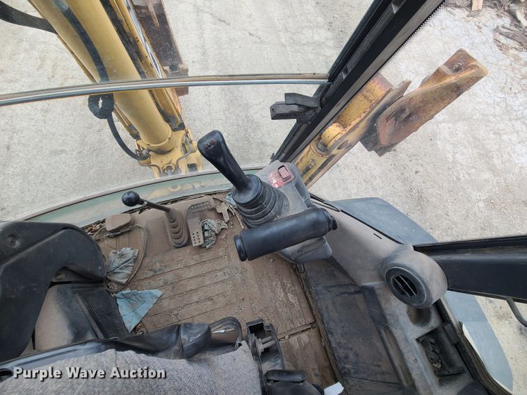 image for item IF9395 2006 John Deere 310SG  backhoe