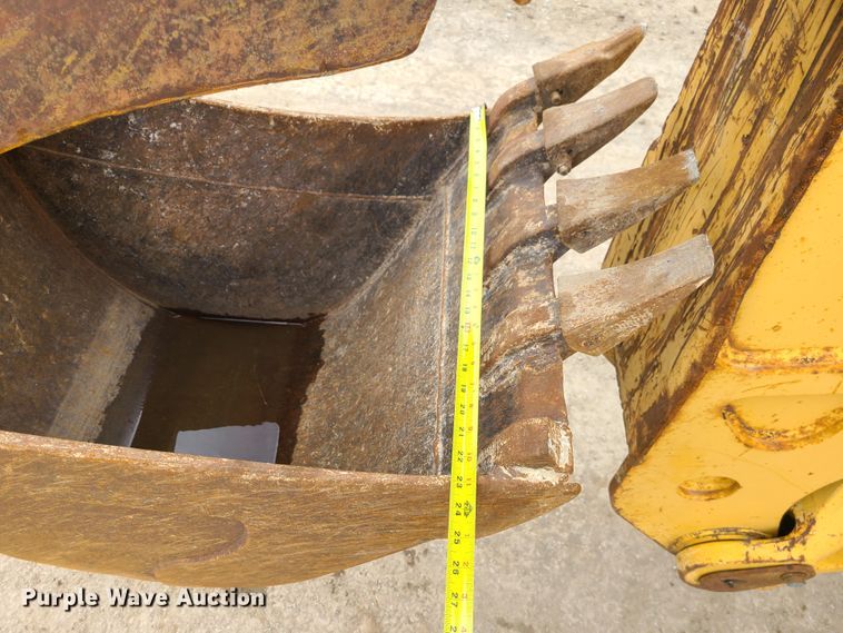 image for item IF9395 2006 John Deere 310SG  backhoe