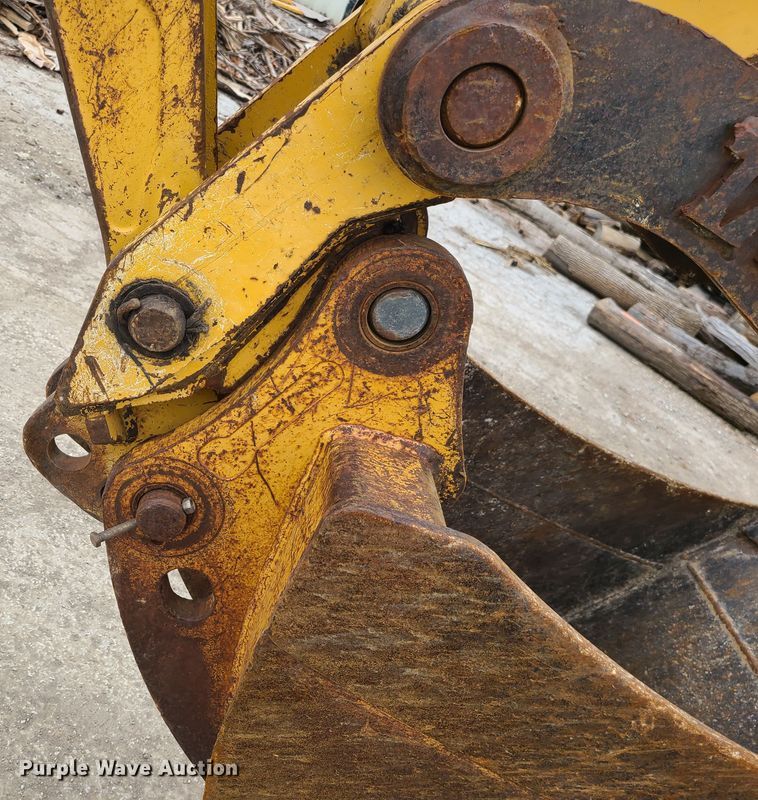 image for item IF9395 2006 John Deere 310SG  backhoe