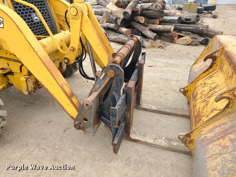 image for item IF9395 2006 John Deere 310SG  backhoe