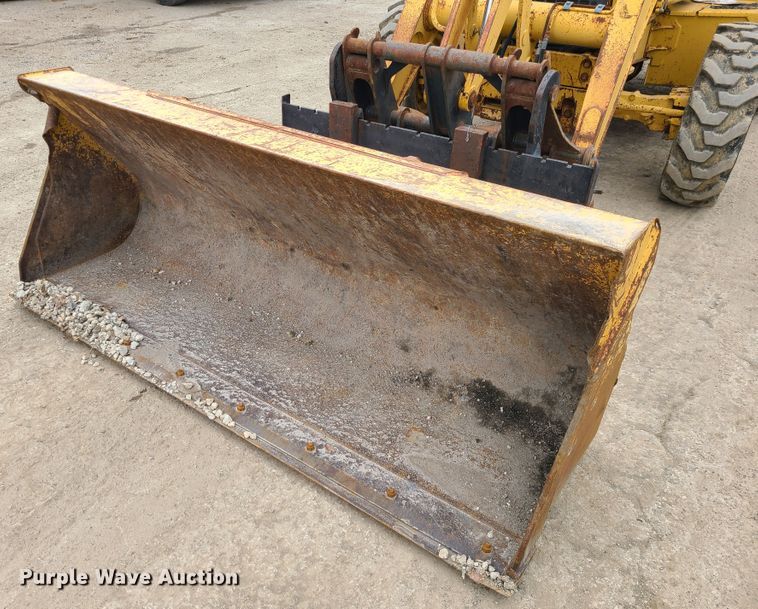 image for item IF9395 2006 John Deere 310SG  backhoe