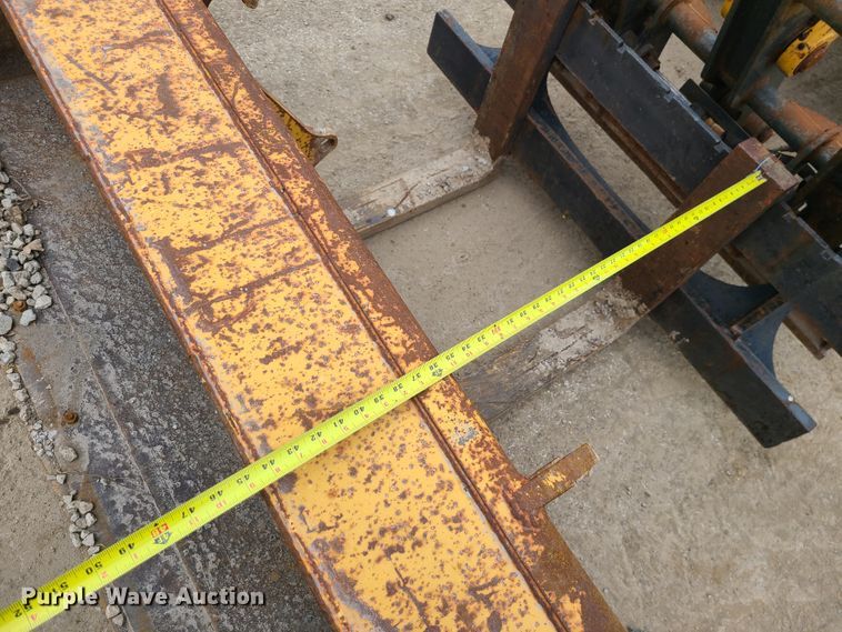 image for item IF9395 2006 John Deere 310SG  backhoe