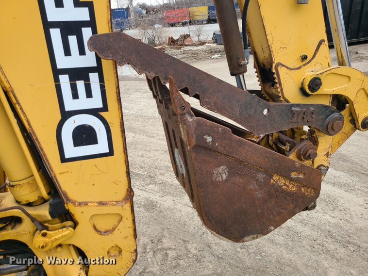 image for item IF9396 2006 John Deere 310SG  backhoe
