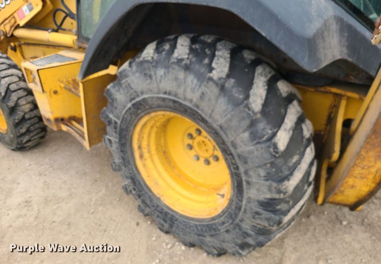 image for item IF9396 2006 John Deere 310SG  backhoe