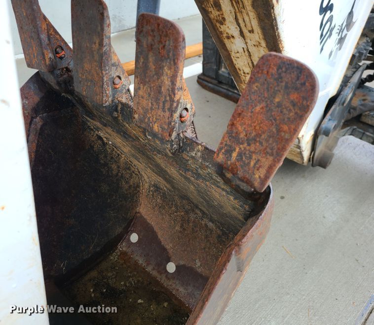 image for item IF9407 Bobcat 607 backhoe skid steer attachment