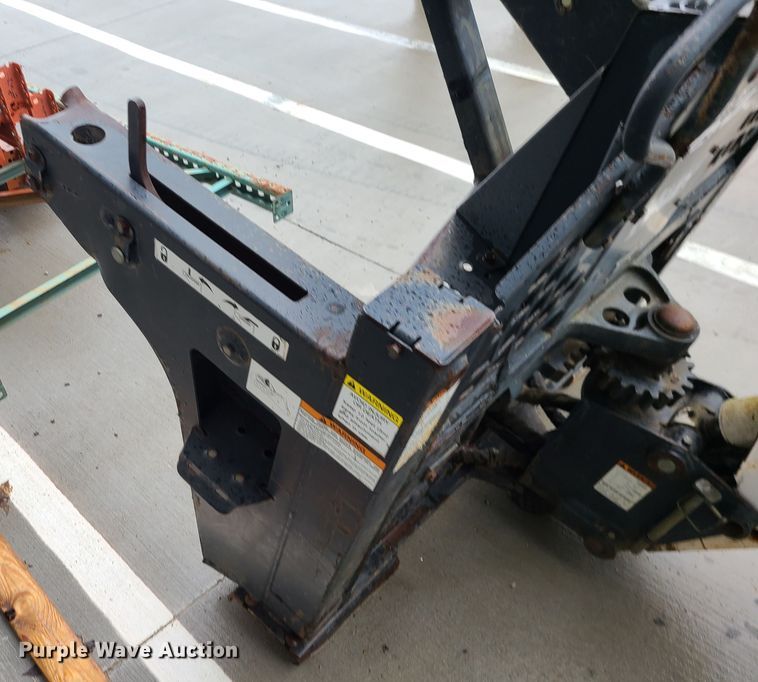 image for item IF9407 Bobcat 607 backhoe skid steer attachment