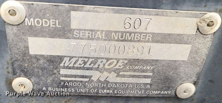 image for item IF9407 Bobcat 607 backhoe skid steer attachment