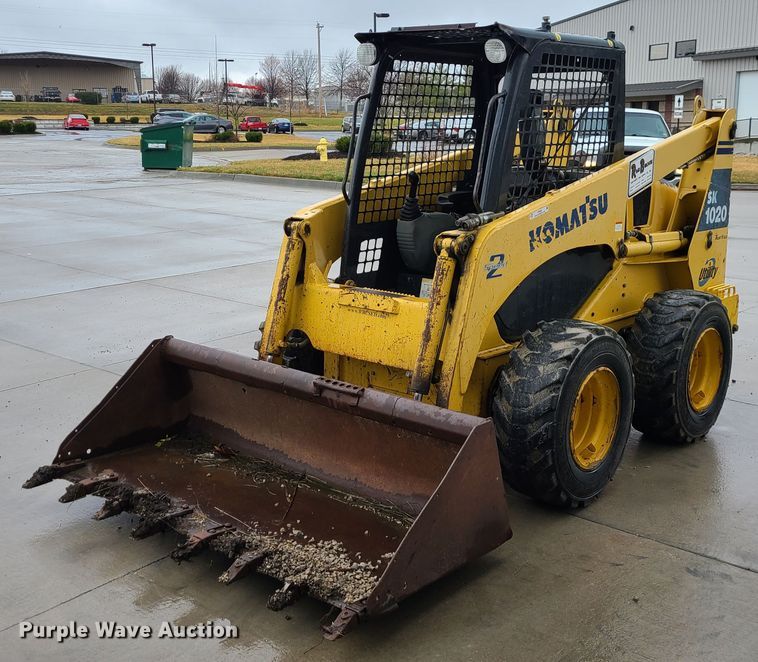 image for item IF9409 2006 Komatsu SK1020-5N  skid steer loader