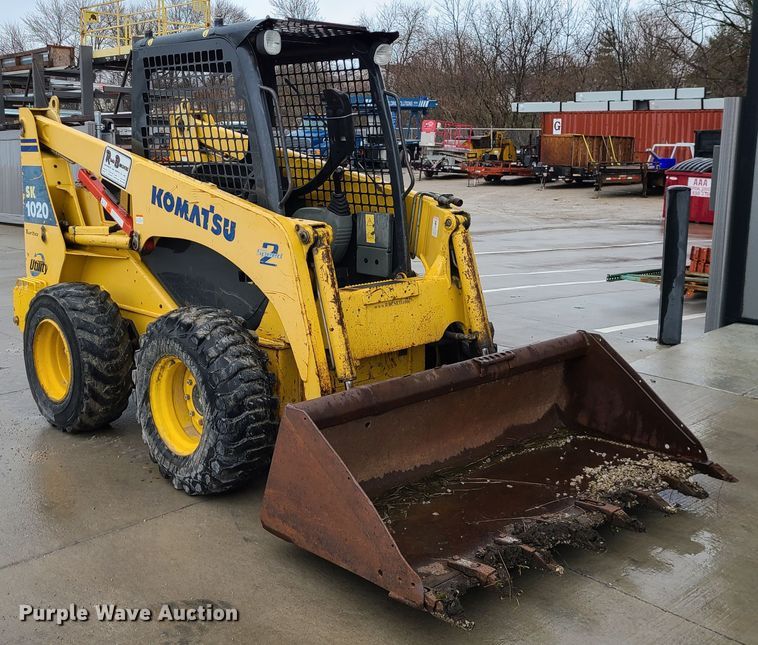image for item IF9409 2006 Komatsu SK1020-5N  skid steer loader