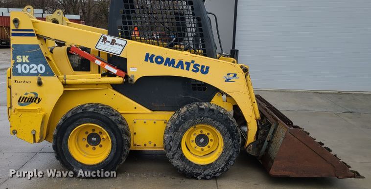 image for item IF9409 2006 Komatsu SK1020-5N  skid steer loader