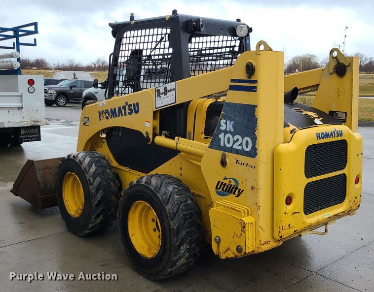 image for item IF9409 2006 Komatsu SK1020-5N  skid steer loader