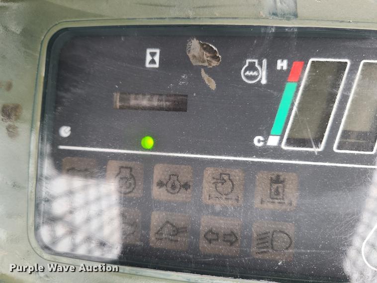 image for item IF9409 2006 Komatsu SK1020-5N  skid steer loader