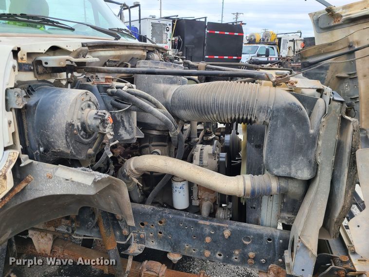 image for item IF9465 1997 Ford F800  dump truck