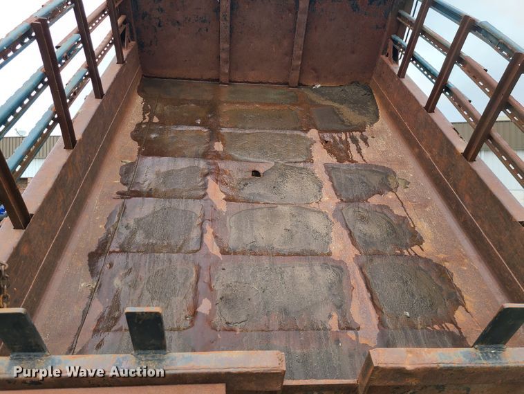 image for item IF9465 1997 Ford F800  dump truck