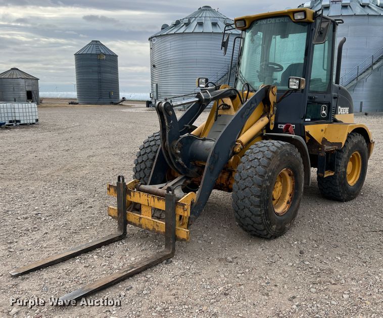image for item IG9280 2010 John Deere 304J  wheel loader