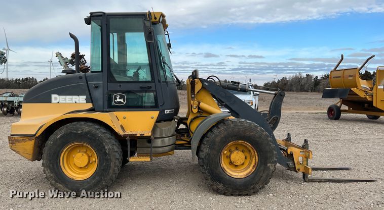image for item IG9280 2010 John Deere 304J  wheel loader