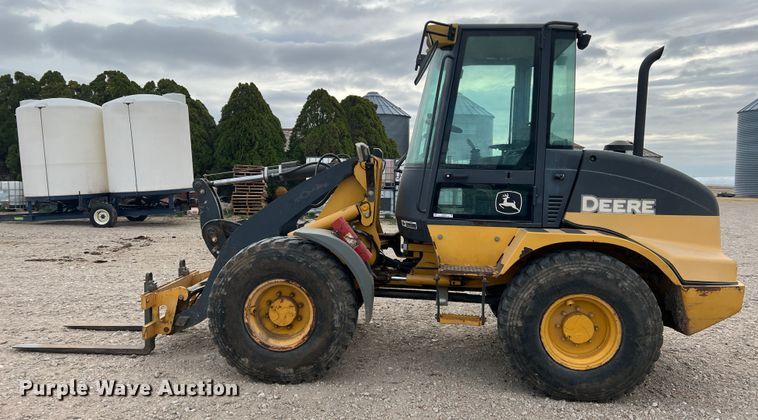 image for item IG9280 2010 John Deere 304J  wheel loader