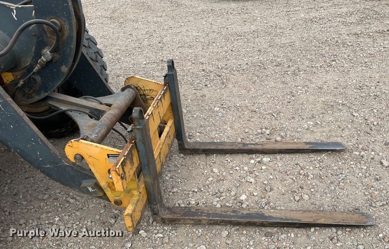 image for item IG9280 2010 John Deere 304J  wheel loader