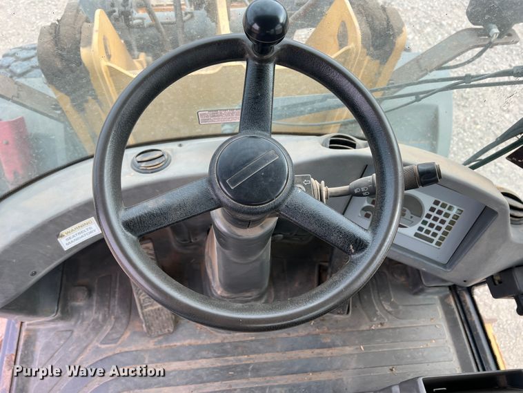 image for item IG9280 2010 John Deere 304J  wheel loader