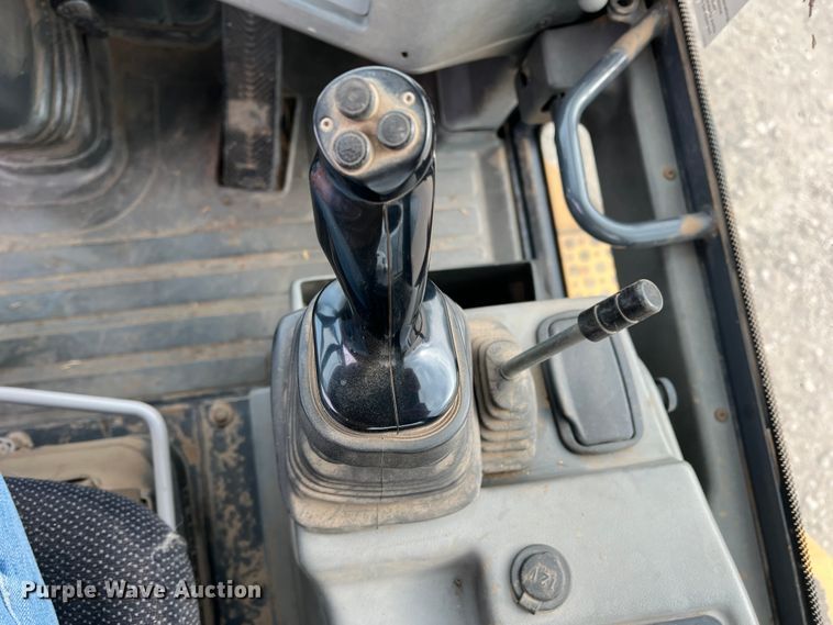 image for item IG9280 2010 John Deere 304J  wheel loader