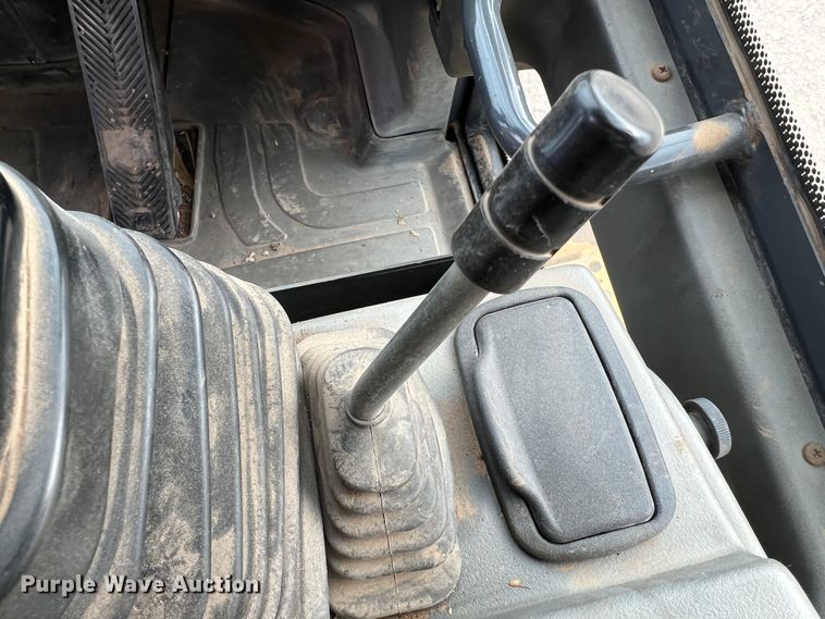 image for item IG9280 2010 John Deere 304J  wheel loader