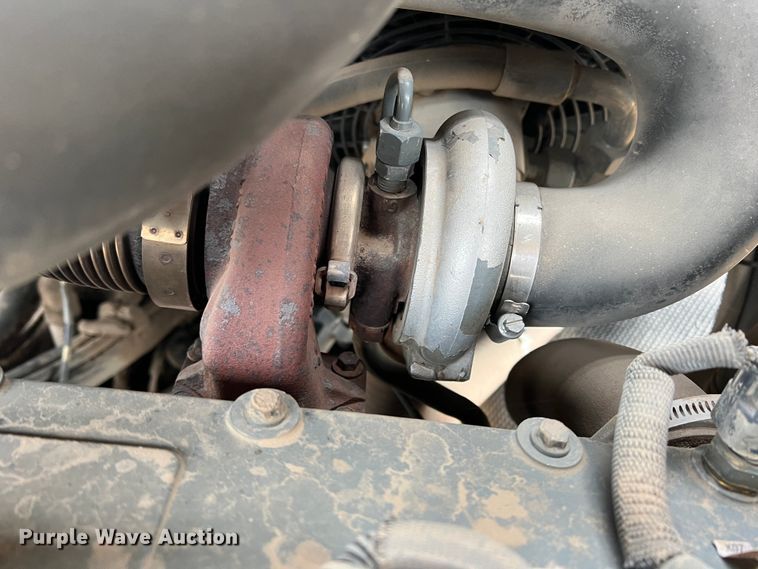 image for item IG9280 2010 John Deere 304J  wheel loader