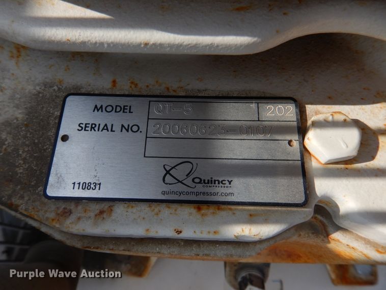 image for item IM9689 2002 Ford F550 Super Duty  utility / service truck