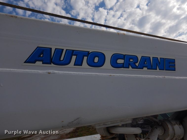 image for item IM9689 2002 Ford F550 Super Duty  utility / service truck