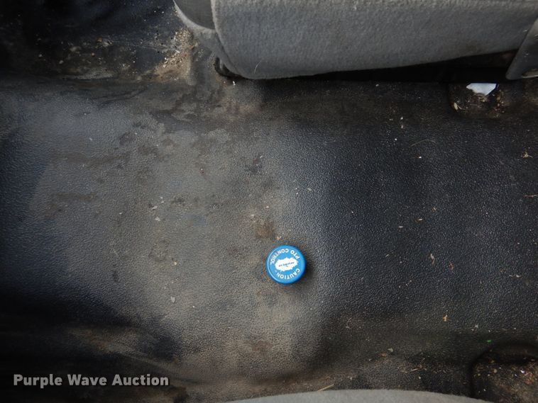 image for item IM9689 2002 Ford F550 Super Duty  utility / service truck