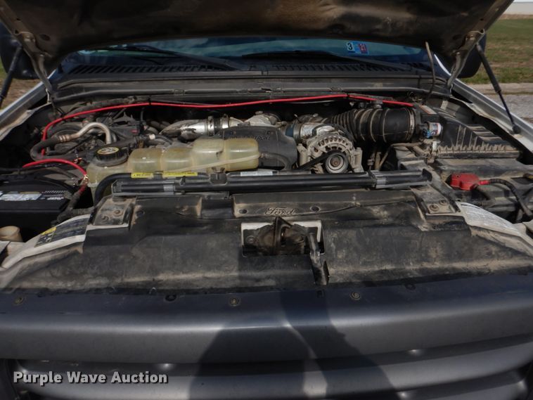 image for item IM9689 2002 Ford F550 Super Duty  utility / service truck