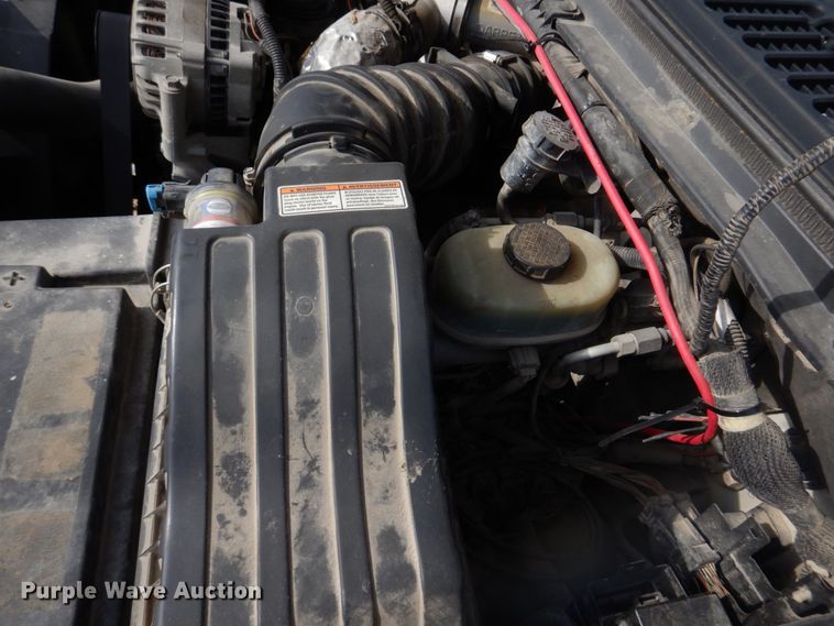 image for item IM9689 2002 Ford F550 Super Duty  utility / service truck