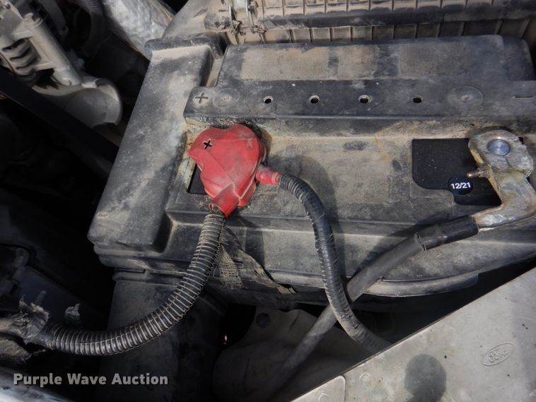 image for item IM9689 2002 Ford F550 Super Duty  utility / service truck