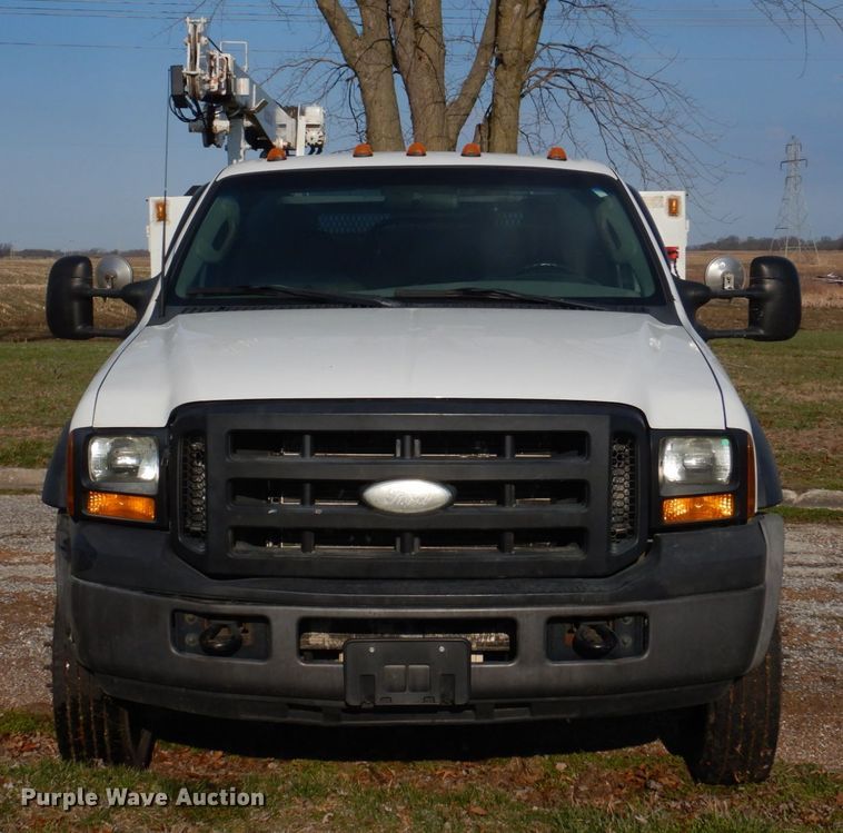 image for item IM9690 2006 Ford F550 Super Duty  utility / service truck
