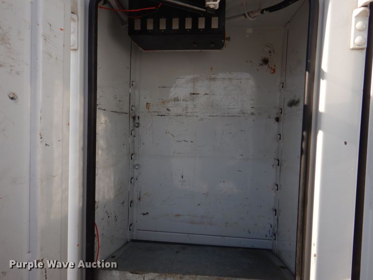 image for item IM9690 2006 Ford F550 Super Duty  utility / service truck