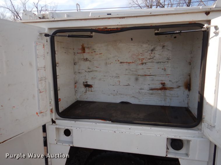 image for item IM9690 2006 Ford F550 Super Duty  utility / service truck