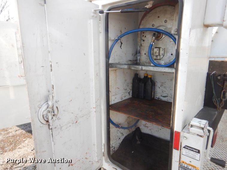 image for item IM9690 2006 Ford F550 Super Duty  utility / service truck