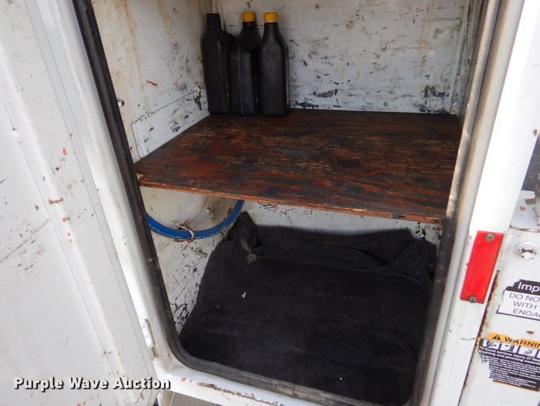 image for item IM9690 2006 Ford F550 Super Duty  utility / service truck