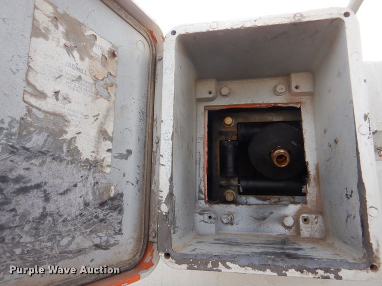 image for item IM9690 2006 Ford F550 Super Duty  utility / service truck