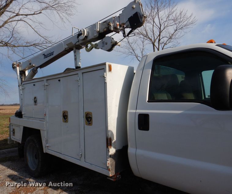 image for item IM9690 2006 Ford F550 Super Duty  utility / service truck