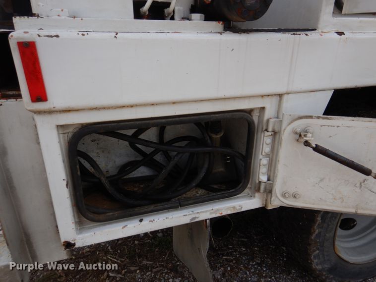 image for item IM9690 2006 Ford F550 Super Duty  utility / service truck