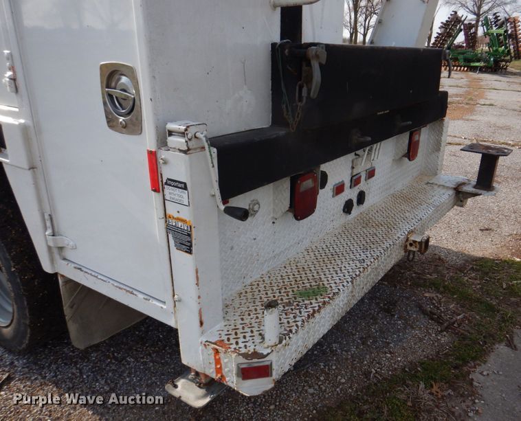 image for item IM9690 2006 Ford F550 Super Duty  utility / service truck