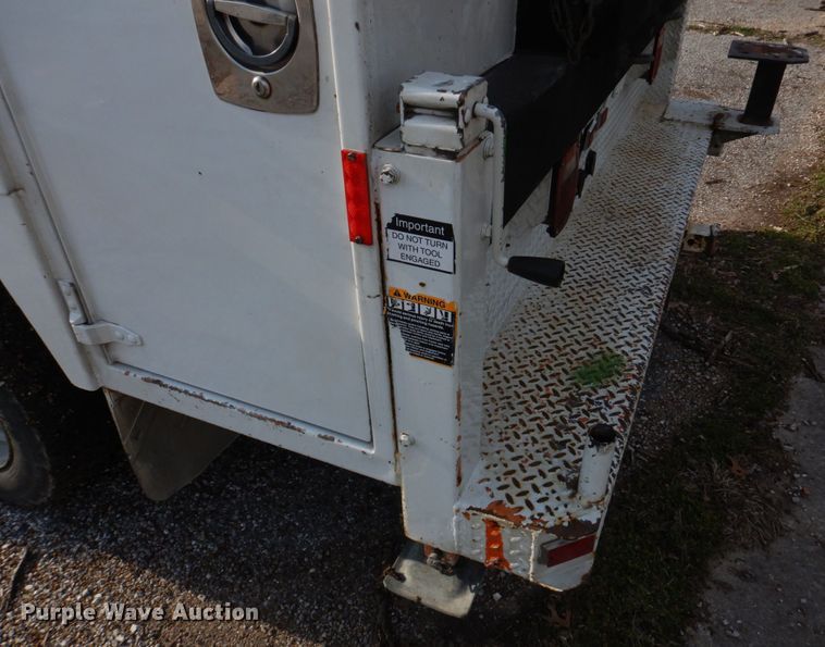 image for item IM9690 2006 Ford F550 Super Duty  utility / service truck