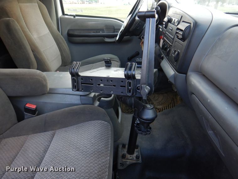 image for item IM9690 2006 Ford F550 Super Duty  utility / service truck