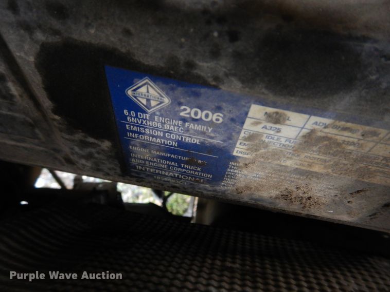 image for item IM9690 2006 Ford F550 Super Duty  utility / service truck