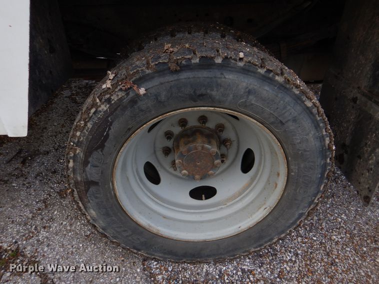 image for item IM9690 2006 Ford F550 Super Duty  utility / service truck