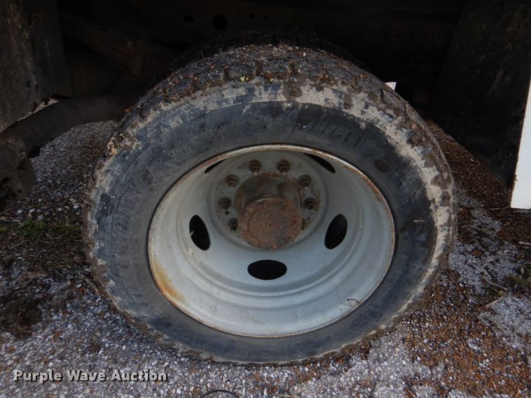 image for item IM9690 2006 Ford F550 Super Duty  utility / service truck