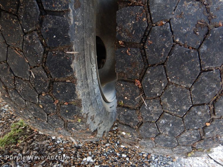 image for item IM9690 2006 Ford F550 Super Duty  utility / service truck