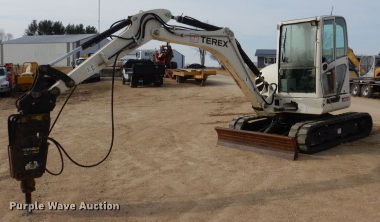 image for item IM9841 2007 Terex TC50  mini excavator
